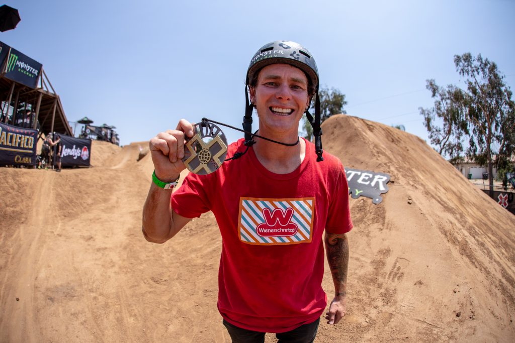 Free Agent rider Andy Buckworth wins Gold at the X-Games in Best Dirt Trick